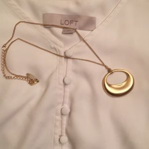 New York & Company Jewelry - Like NEW! Gold necklace New York & Company Jewelry - Like NEW! Gold necklace